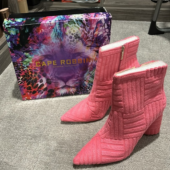 Cape Robbin Shoes - Pink booties